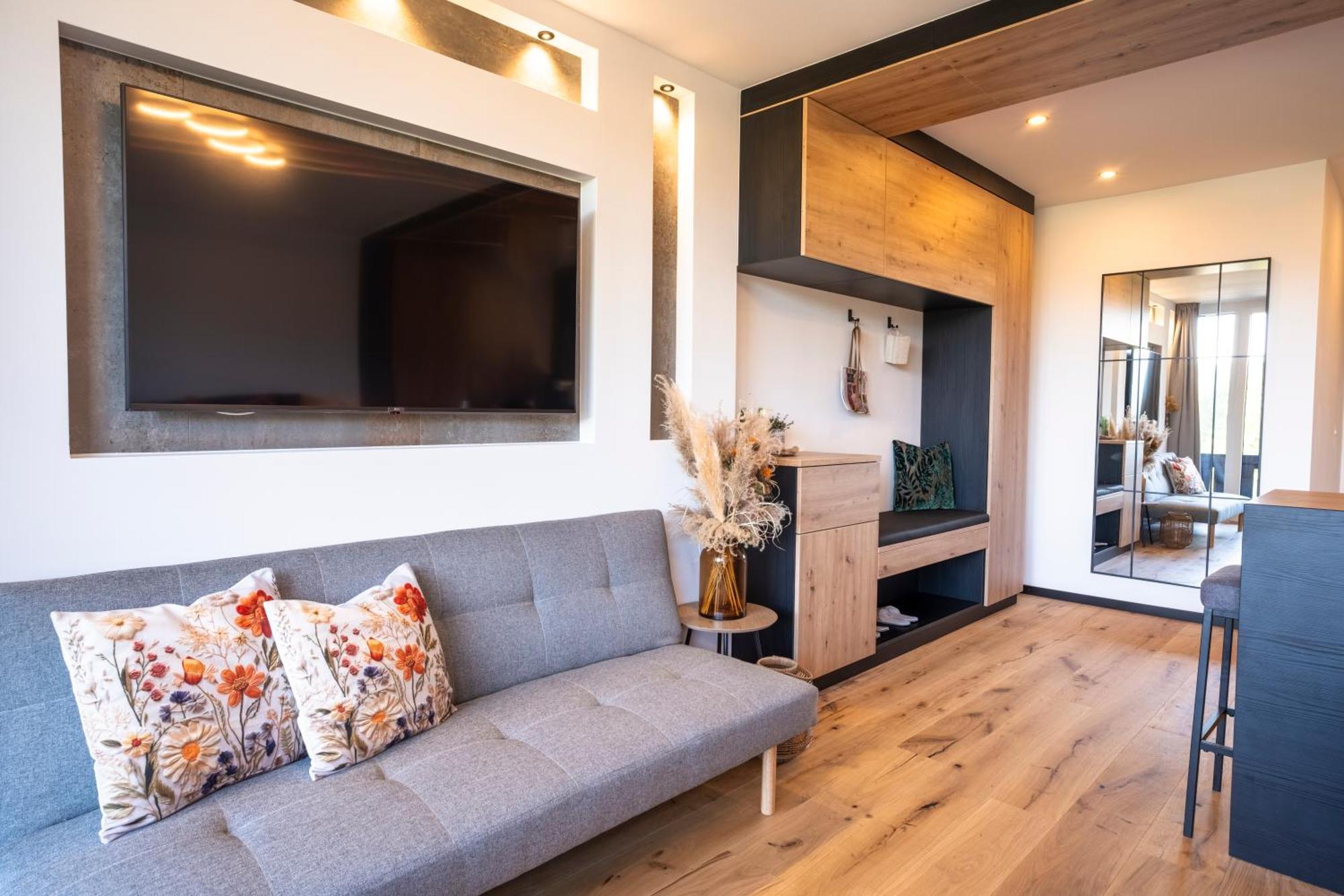Suite Apartment Modern Getaway - Neu Renoviert - Strobl Am Wolfgangsee ストローブル エクステリア 写真
